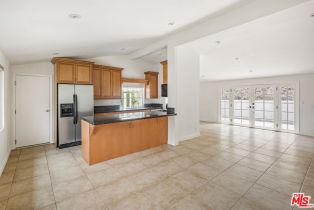 Single Family Residence, 20546 Miranda pl, Woodland Hills, CA 91367 - 10