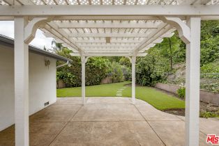 Single Family Residence, 20546 Miranda pl, Woodland Hills, CA 91367 - 37