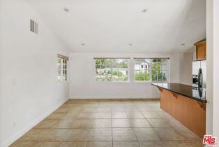 Single Family Residence, 20546 Miranda pl, Woodland Hills, CA 91367 - 8