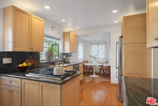 Single Family Residence, 222 17th st, Santa Monica, CA 90402 - 10