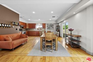 Single Family Residence, 4712 Cedros ave, Sherman Oaks, CA 91403 - 12