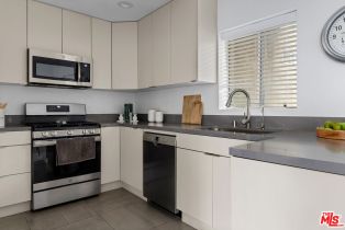 Condominium, 4301 Fulton ave, Sherman Oaks, CA 91423 - 3