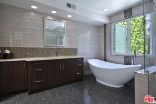 Single Family Residence, 4035 Pacheco dr, Sherman Oaks, CA 91403 - 49