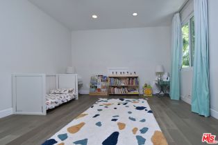 Single Family Residence, 4035 Pacheco dr, Sherman Oaks, CA 91403 - 36