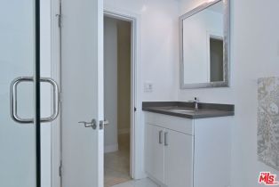 Single Family Residence, 4035 Pacheco dr, Sherman Oaks, CA 91403 - 30