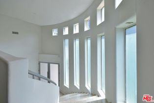 Single Family Residence, 4035 Pacheco dr, Sherman Oaks, CA 91403 - 35