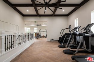 , 1901 Buena Vista st, Burbank, CA 91504 - 9