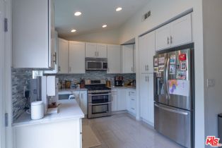 Single Family Residence, 17448 Collins st, Encino, CA 91316 - 13