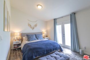 Single Family Residence, 17448 Collins st, Encino, CA 91316 - 27