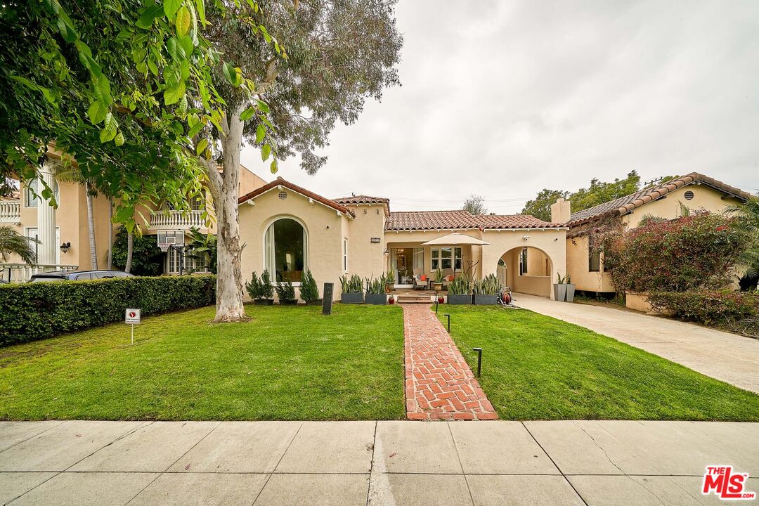 Single Family Residence, 219 Hamel dr, Beverly Hills, CA 90211 - 1