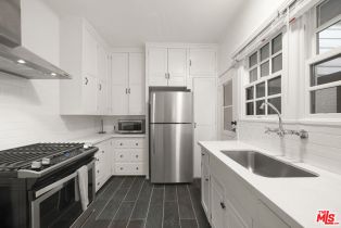 Residential Income, 133 Bedford dr, Beverly Hills, CA 90212 - 6