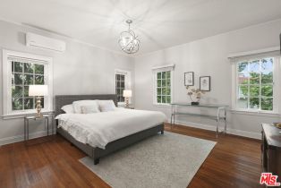 Residential Income, 133 Bedford dr, Beverly Hills, CA 90212 - 7