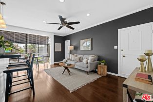 Condominium, 697 Bay st, Santa Monica, CA 90405 - 2