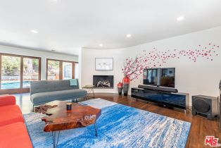 , 16811 Escalon dr, Encino, CA 91436 - 6