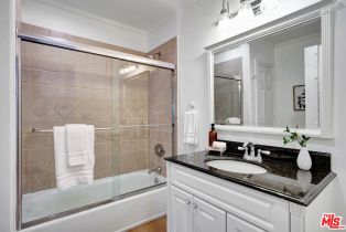 Single Family Residence, 4476 Calhoun ave, Sherman Oaks, CA 91423 - 24