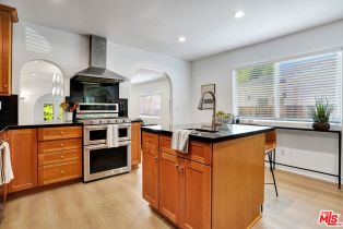 Single Family Residence, 4476 Calhoun ave, Sherman Oaks, CA 91423 - 8