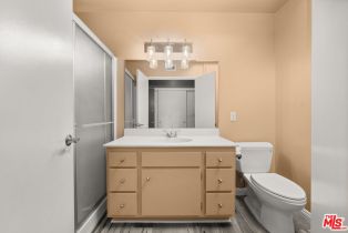 Condominium, 5245 Coldwater Canyon ave, Sherman Oaks, CA 91401 - 22