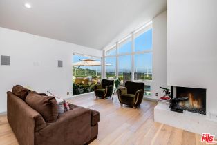 Single Family Residence, 11671 Dona Alicia pl, Studio City, CA 91604 - 3