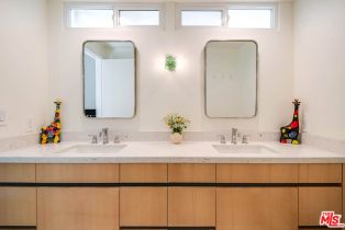 Single Family Residence, 11671 Dona Alicia pl, Studio City, CA 91604 - 26