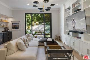 Single Family Residence, 13439 Java dr, Beverly Hills, CA 90210 - 5