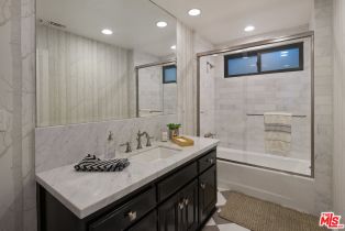 Single Family Residence, 13439 Java dr, Beverly Hills, CA 90210 - 8