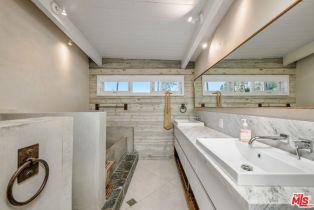 Single Family Residence, 3027 Franklin Canyon dr, Beverly Hills, CA 90210 - 19