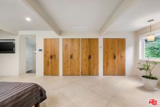 Single Family Residence, 3027 Franklin Canyon dr, Beverly Hills, CA 90210 - 16