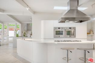 Single Family Residence, 3027 Franklin Canyon dr, Beverly Hills, CA 90210 - 9