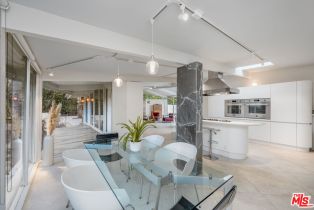 Single Family Residence, 3027 Franklin Canyon dr, Beverly Hills, CA 90210 - 8