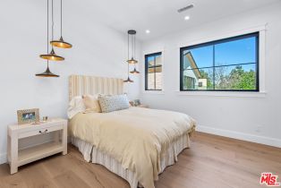 Single Family Residence, 16144 HIGH VALLEY pl, Encino, CA 91436 - 31