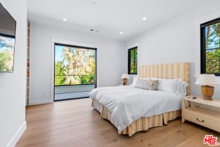 Single Family Residence, 16144 HIGH VALLEY pl, Encino, CA 91436 - 33