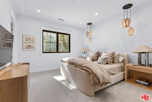 Single Family Residence, 16144 HIGH VALLEY pl, Encino, CA 91436 - 21