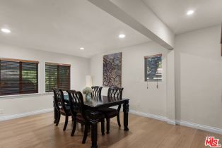 Single Family Residence, 4300 Pampas rd, Woodland Hills, CA 91364 - 13