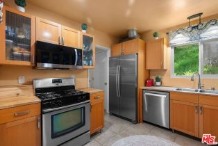 Single Family Residence, 4300 Pampas rd, Woodland Hills, CA 91364 - 11