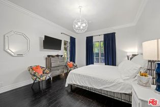 Single Family Residence, 17230 Silver ln, Encino, CA 91316 - 29