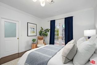 Single Family Residence, 17230 Silver ln, Encino, CA 91316 - 21