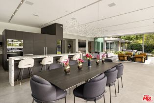 Single Family Residence, 1975 Loma Vista dr, Beverly Hills, CA 90210 - 14