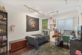 Single Family Residence, 12834 Landale st, Studio City, CA 91604 - 20