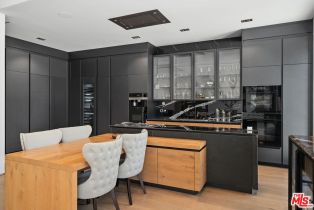 Single Family Residence, 16015 Valley Wood rd, Sherman Oaks, CA 91403 - 11