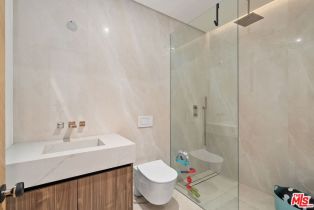 Single Family Residence, 16015 Valley Wood rd, Sherman Oaks, CA 91403 - 26