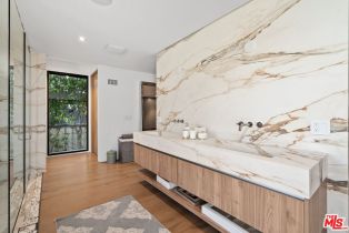 Single Family Residence, 16015 Valley Wood rd, Sherman Oaks, CA 91403 - 19