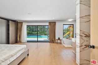 Single Family Residence, 16015 Valley Wood rd, Sherman Oaks, CA 91403 - 14