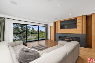 Single Family Residence, 16015 Valley Wood rd, Sherman Oaks, CA 91403 - 31