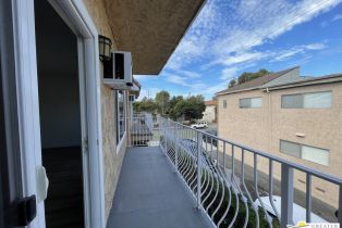 Apartment, 2645 28th st, Santa Monica, CA 90405 - 11