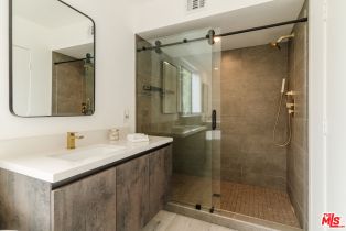 Single Family Residence, 11627 Colfax Meadow ln, Studio City, CA 91604 - 30