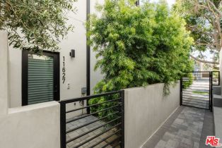 Single Family Residence, 11627 Colfax Meadow ln, Studio City, CA 91604 - 45