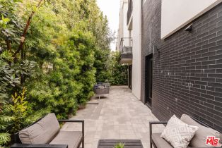 Single Family Residence, 11627 Colfax Meadow ln, Studio City, CA 91604 - 40