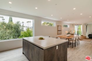 Single Family Residence, 11627 Colfax Meadow ln, Studio City, CA 91604 - 21