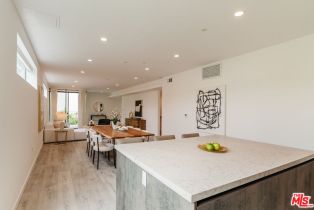 Single Family Residence, 11627 Colfax Meadow ln, Studio City, CA 91604 - 20