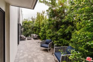 Single Family Residence, 11627 Colfax Meadow ln, Studio City, CA 91604 - 38